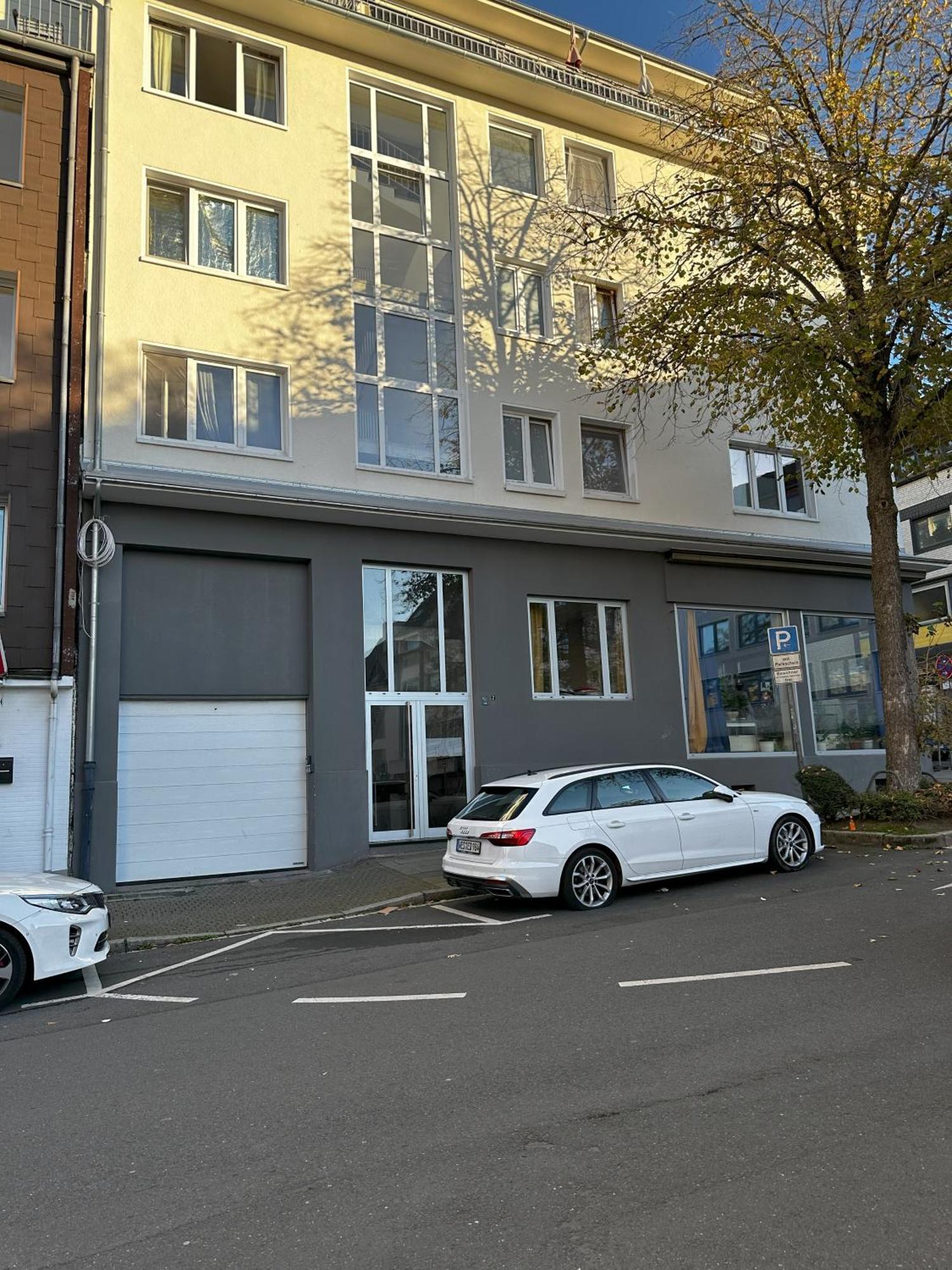 Rtr Essen - Fuer Bis Zu 8 Personen - Voll Ausgestattet - Zentral Limbecker Platz - Messe - Uniklinikum - Smart Tv - Modern 아파트 외부 사진