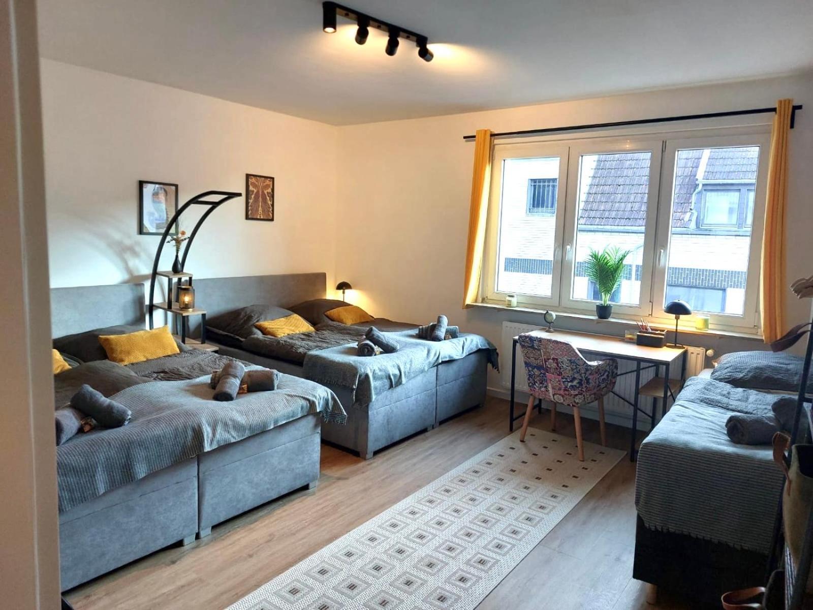 Rtr Essen - Fuer Bis Zu 8 Personen - Voll Ausgestattet - Zentral Limbecker Platz - Messe - Uniklinikum - Smart Tv - Modern 아파트 외부 사진